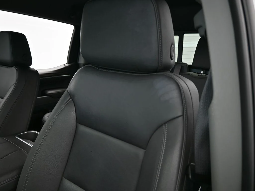Used 2024 Summit White Chevrolet LT Trail Boss image 16