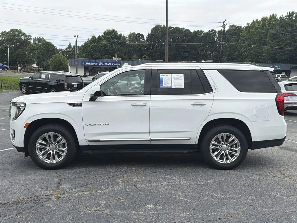 Used 2023 White GMC SLT image 4