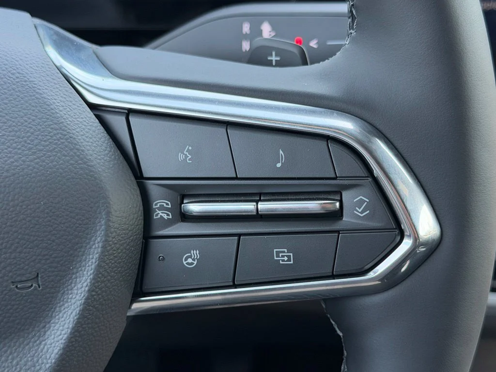 2027 Chevrolet Equinox LT - Photo 29