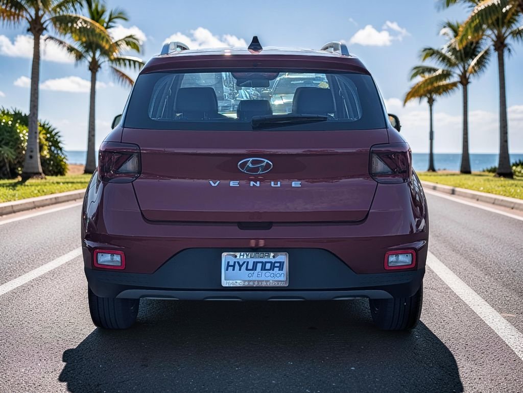 2022 Hyundai Venue Limited - Photo 6