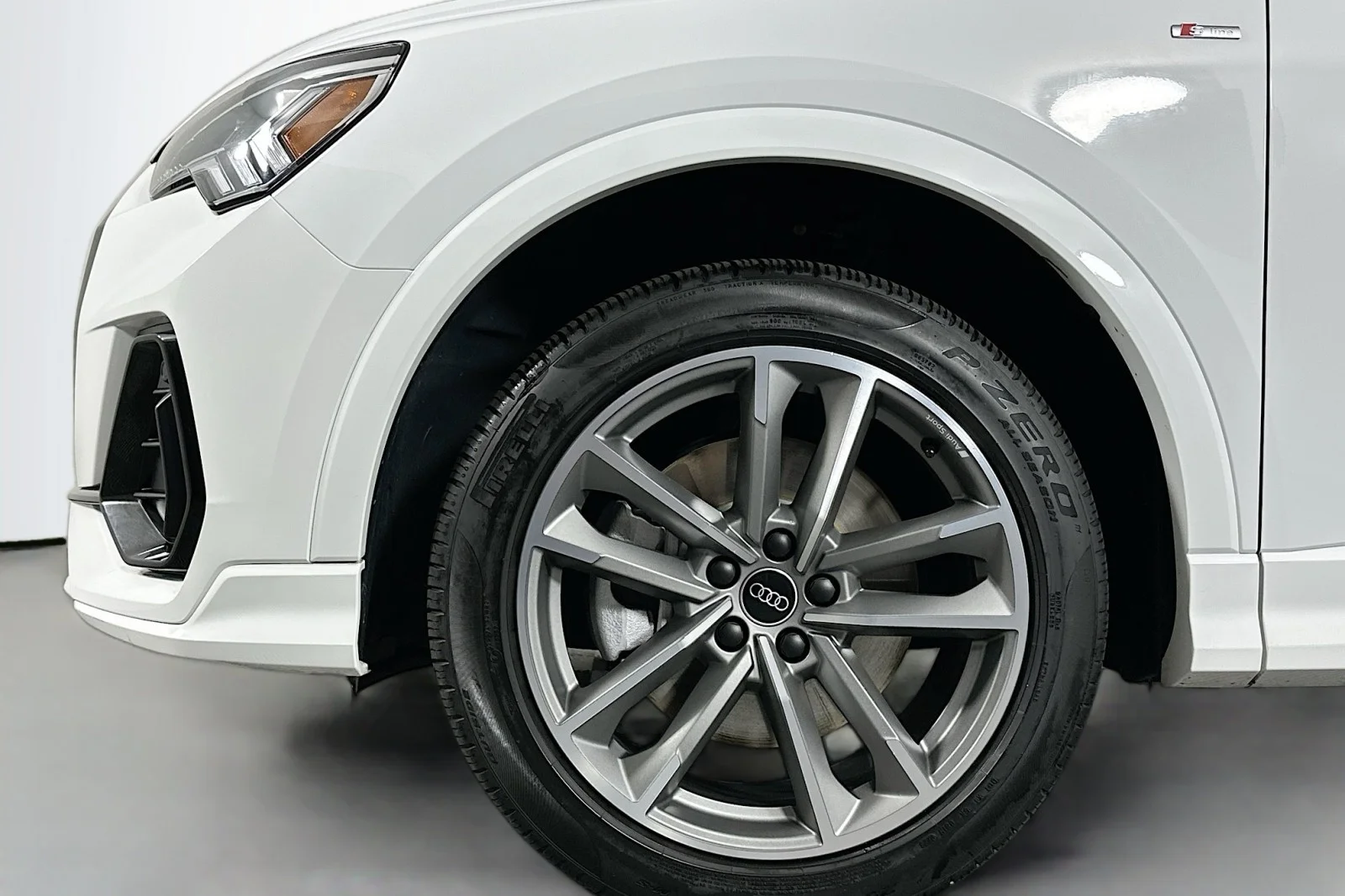 Used 2023 Ibis White Audi S line Premium image 12