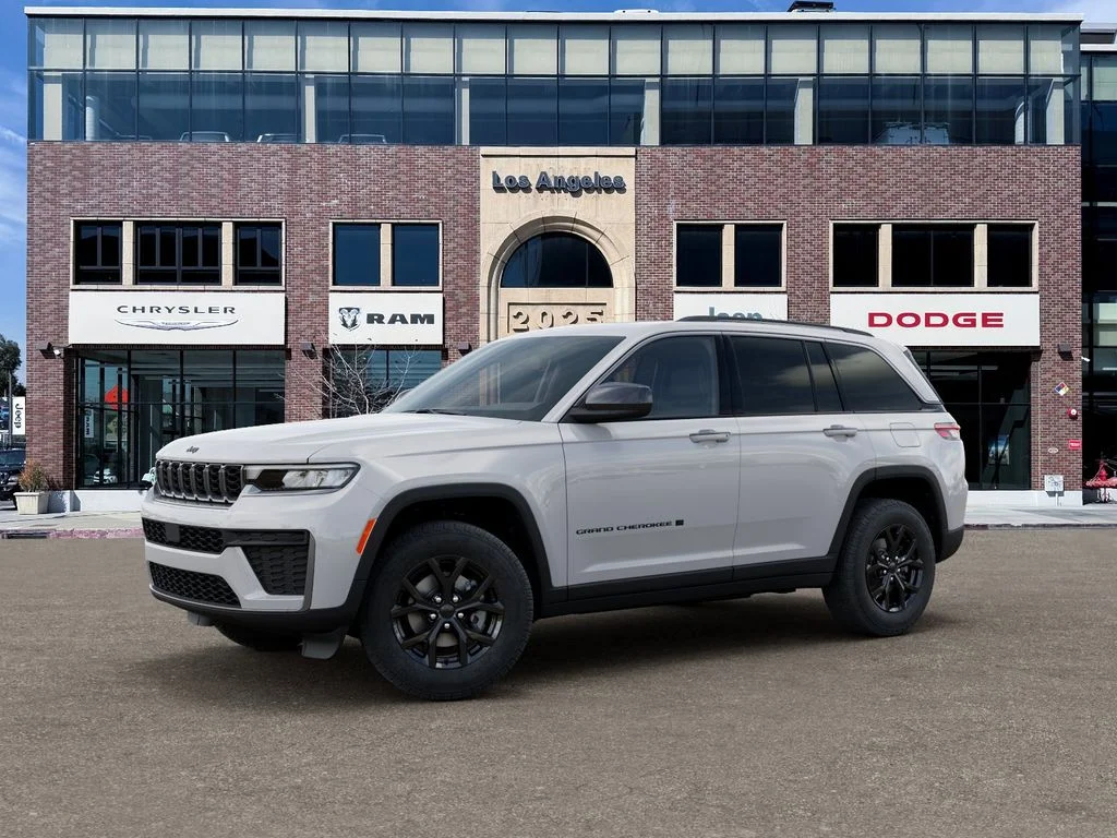 New 2026 Bright White Clear-Coat Exterior Paint Jeep Altitude image 2