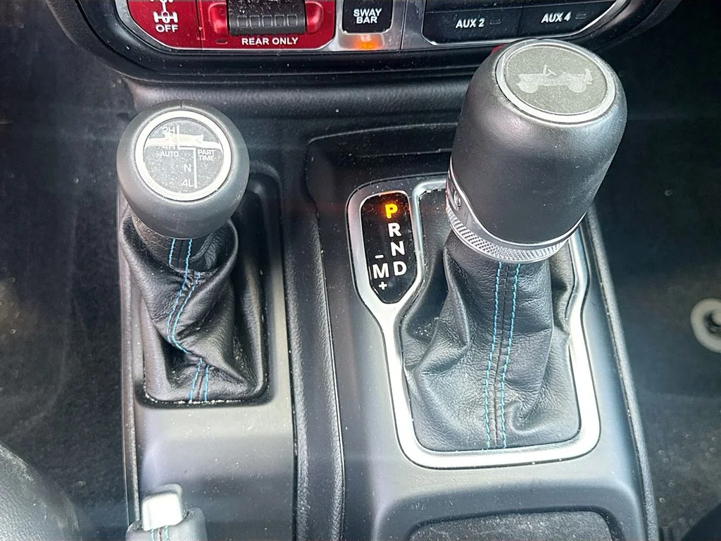 Used 2023 Silver Jeep Rubicon 4xe image 18