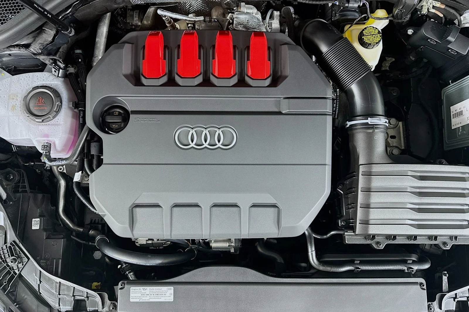 New 2026 Daytona Gray Pearl Effect Audi  image 12