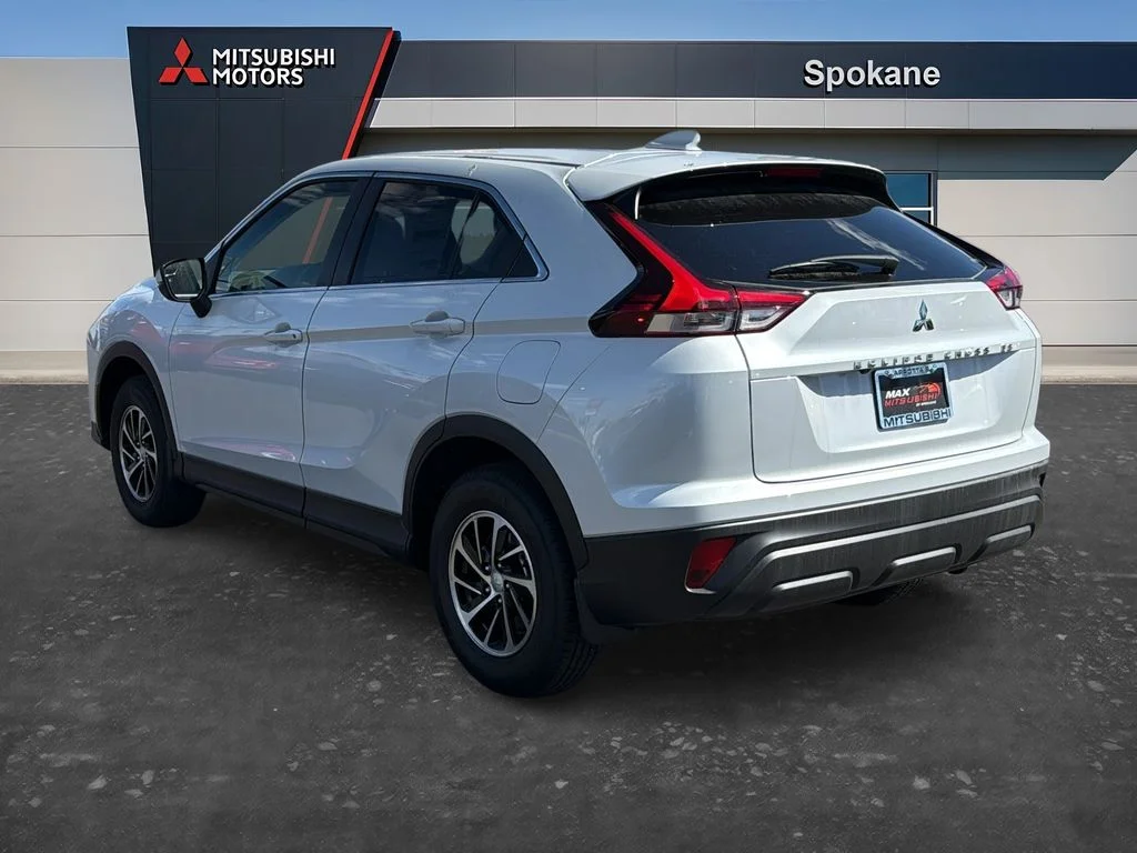 New 2026 White Diamond Mitsubishi ES image 5