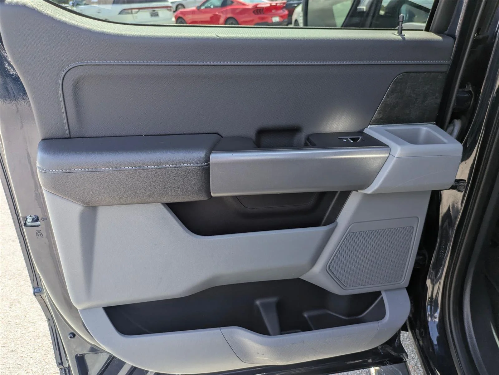 Used 2023 Antimatter Blue Metallic Ford XLT image 25