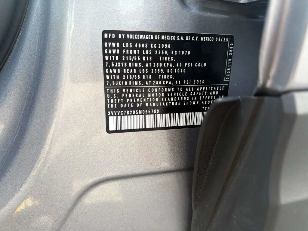 Used 2025 Silver Volkswagen 1.5T SE image 30