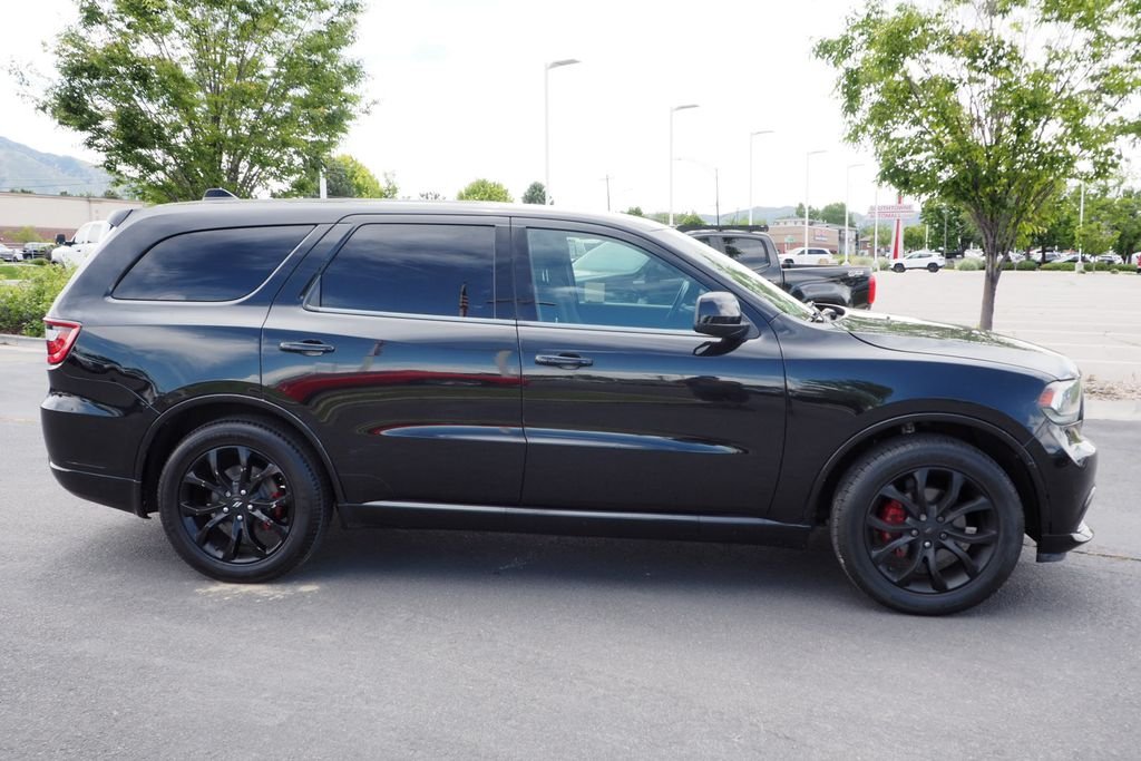 Used 2019 Black Dodge SXT Plus image 4