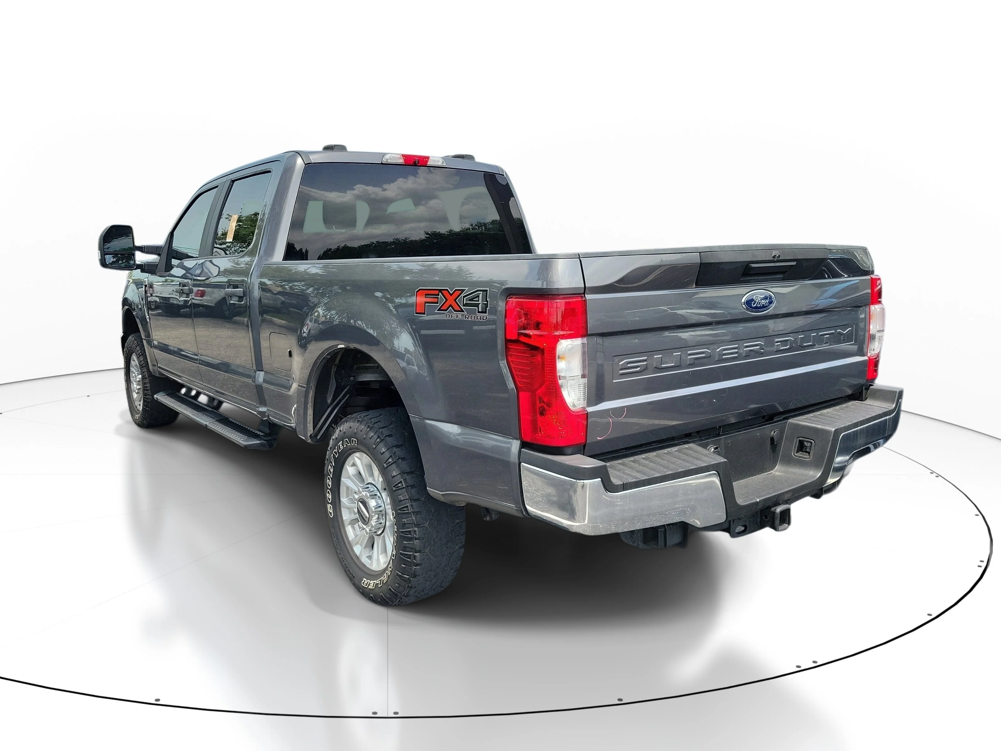 Used 2021 Carbonized Gray Metallic Ford XL image 7