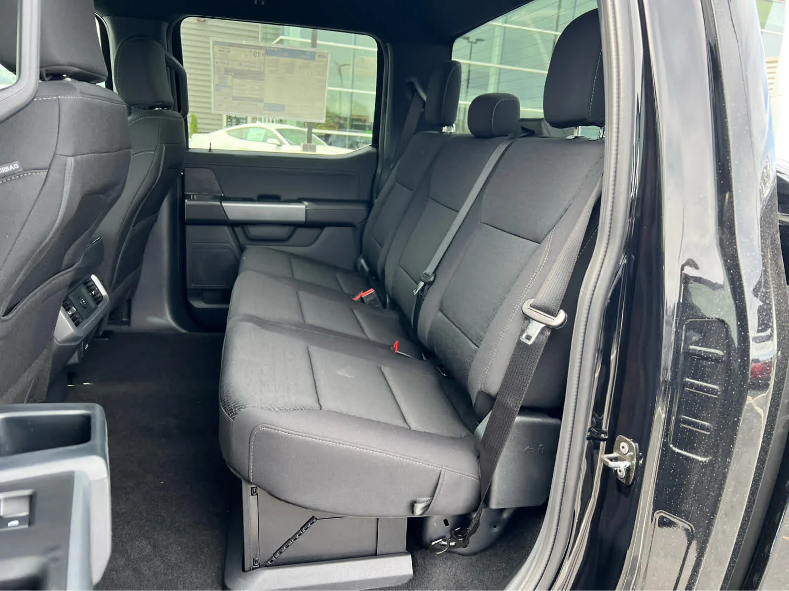 New 2026 Agate Black Metallic Ford XLT image 26