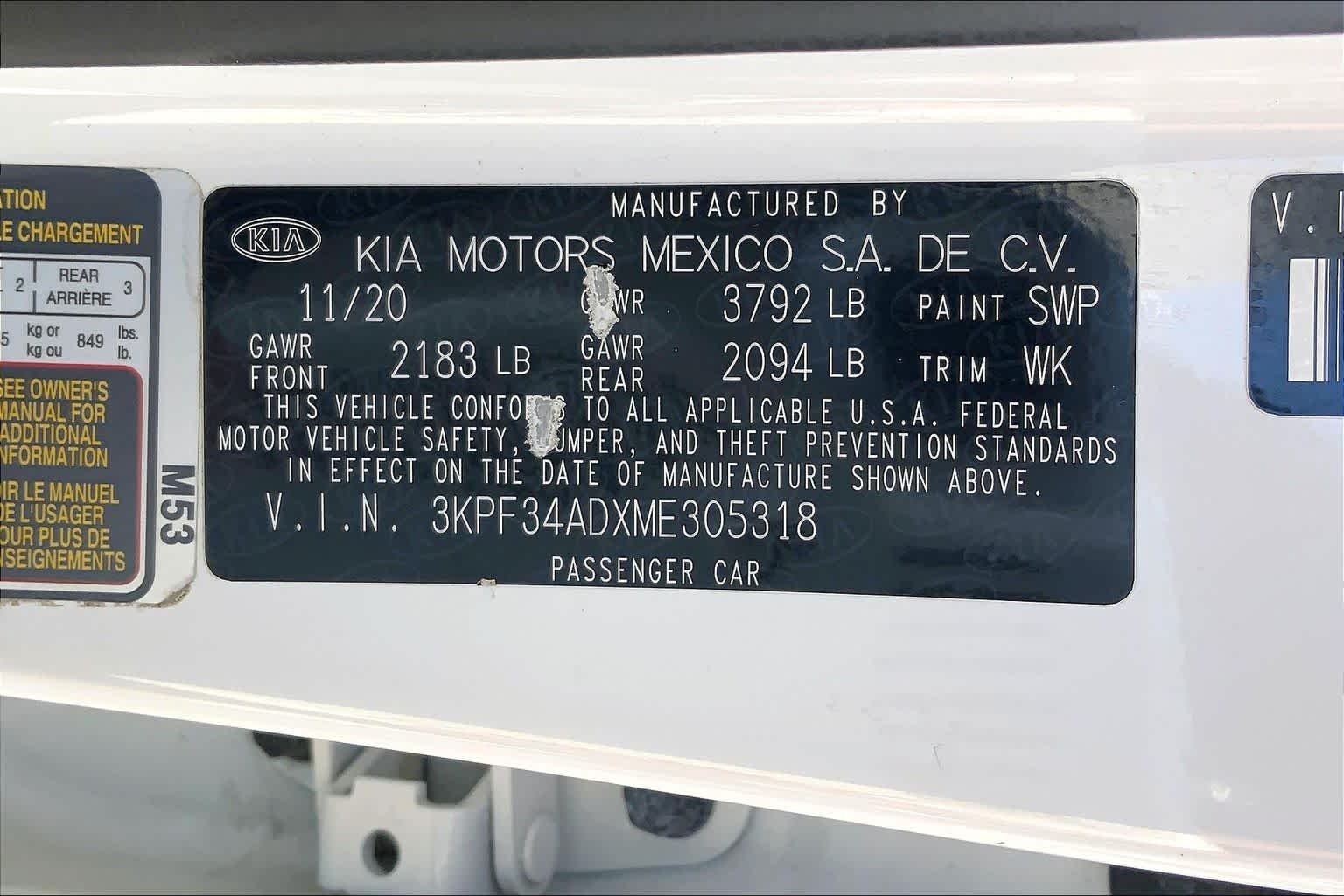 Used 2021 Snow White Pearl Kia GT-Line image 34