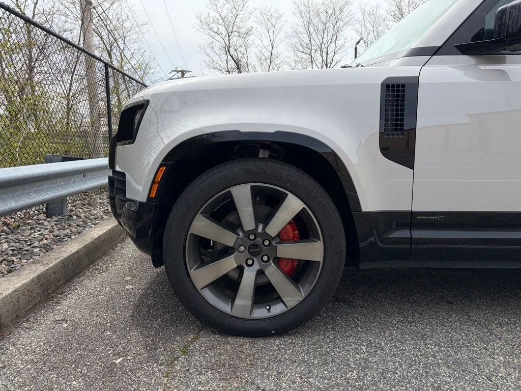 New 2026 Gray Land Rover X image 9