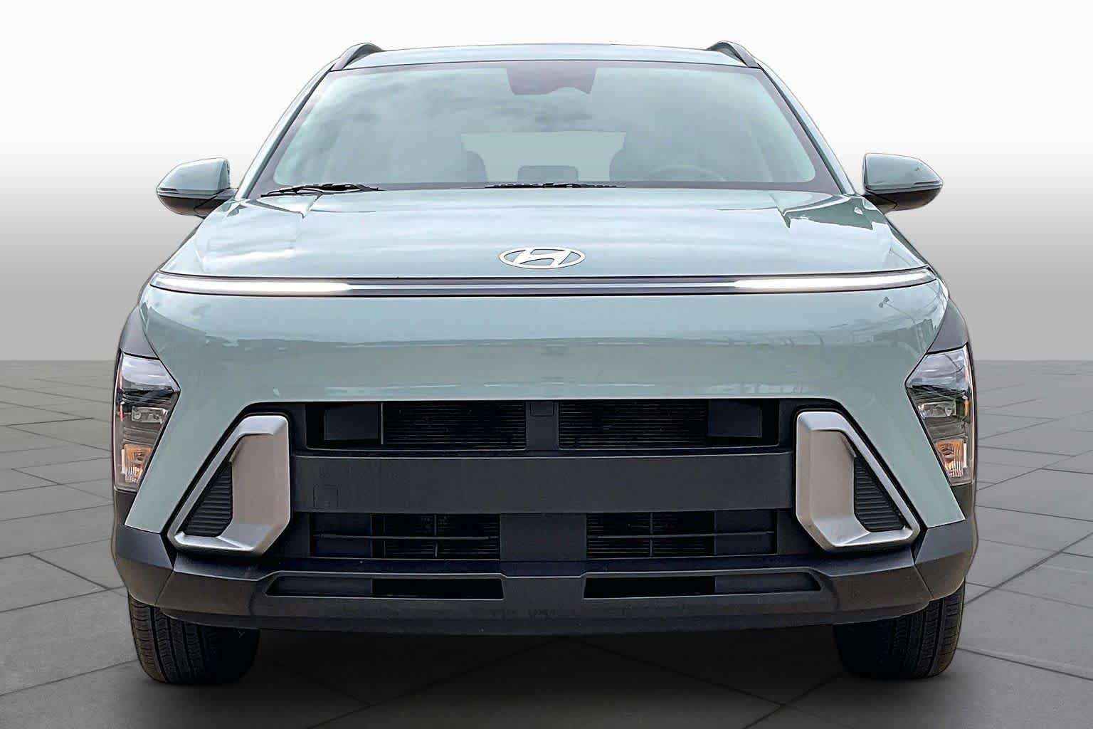 Used 2025 Mirage Green Hyundai SEL image 4