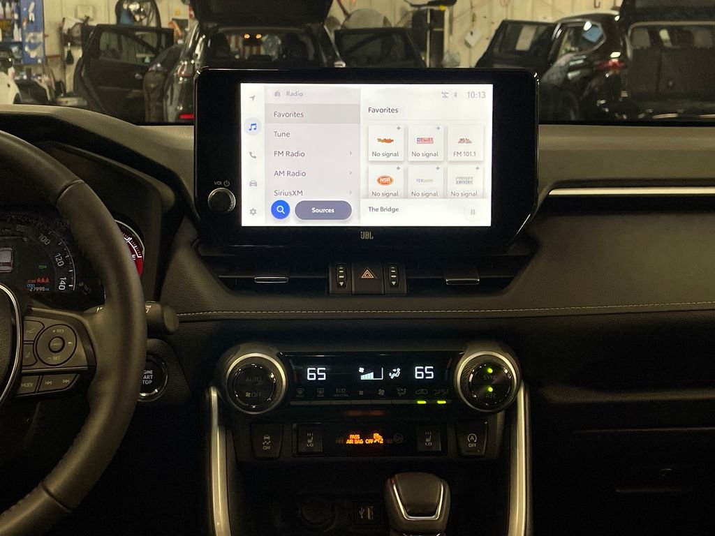 Used 2024 Silver Toyota XLE Premium image 18