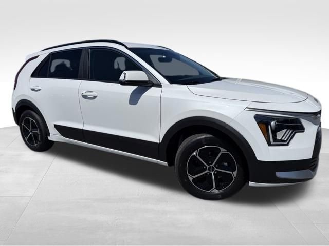 New 2026 Snow White Pearl Kia EX image 1