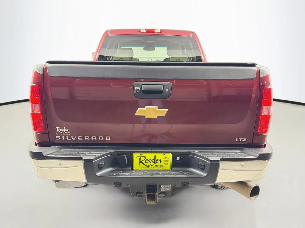 Used 2013 DEEP RUBY METALLIC Chevrolet SRW LTZ image 7