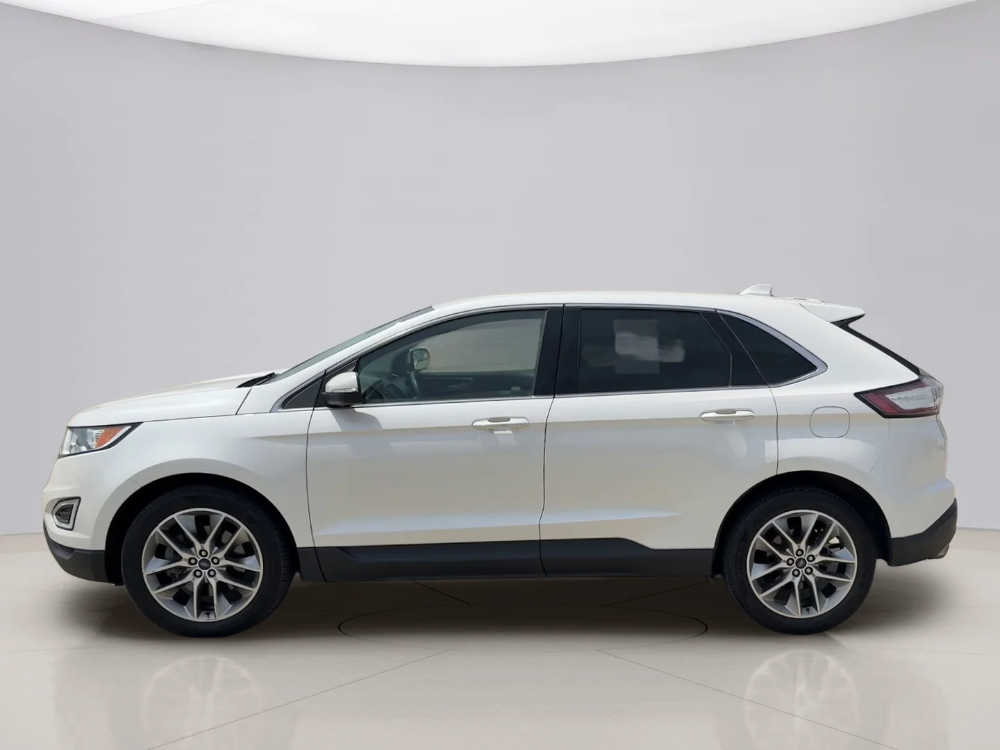 Used 2018 White Ford TITANIUM image 2