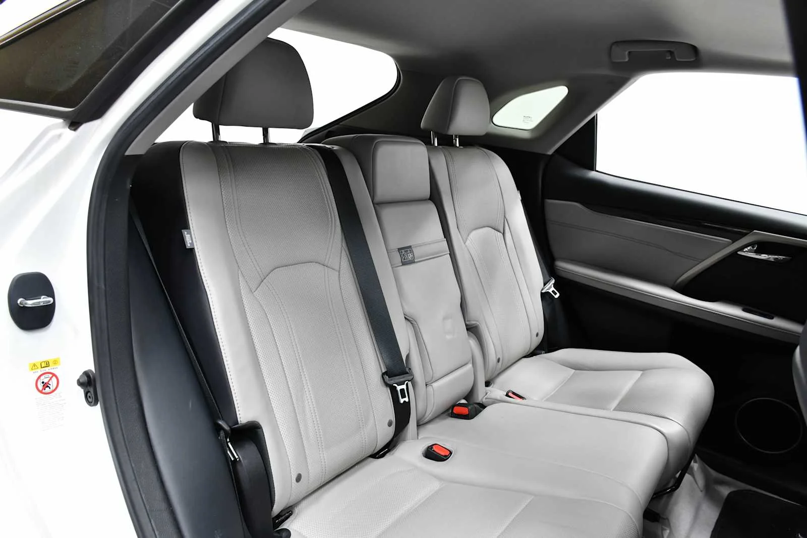 Used 2017 Eminent White Pearl Lexus  image 25