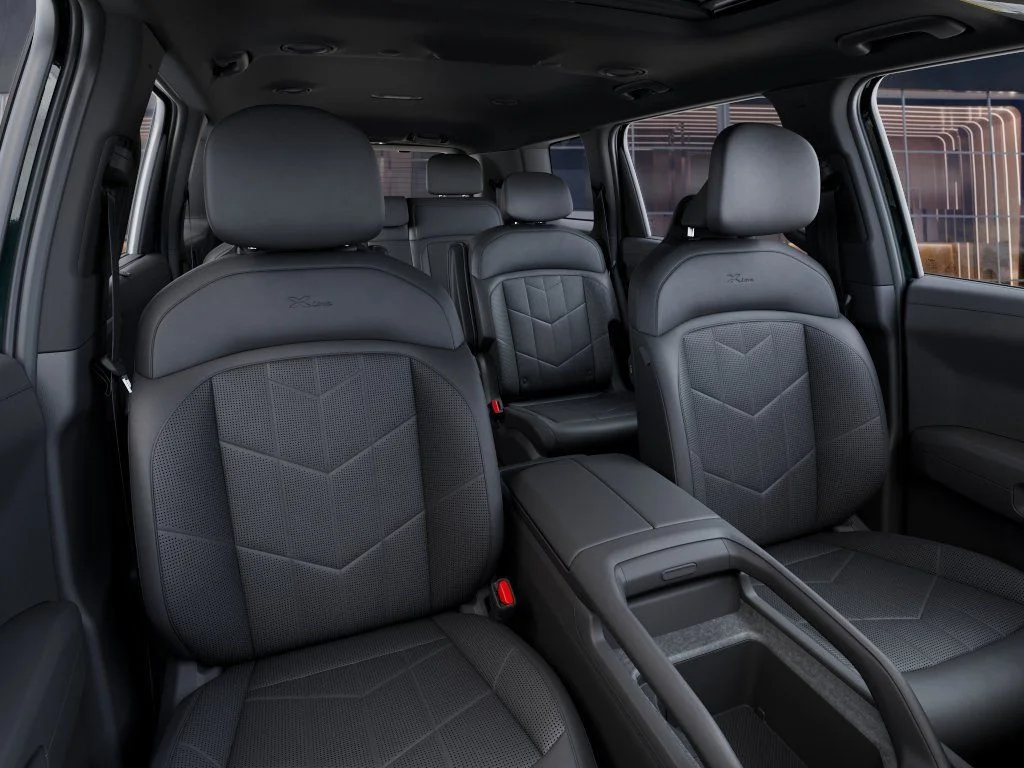 New 2027 Green Kia X-Line EX image 15