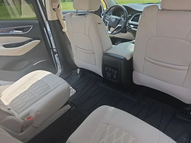 Used 2023 White Buick Avenir image 12