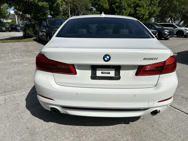 2020 BMW 5 Series 530i - Photo 24