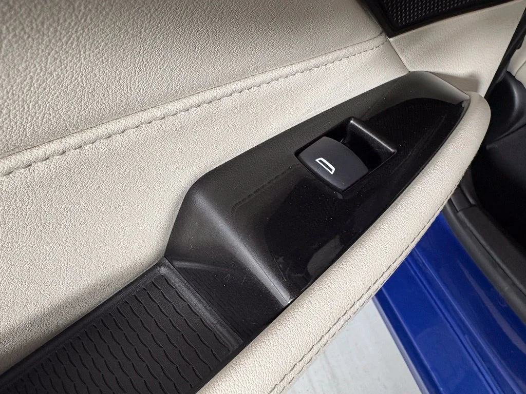 Used 2020 Blue Cadillac Luxury image 45
