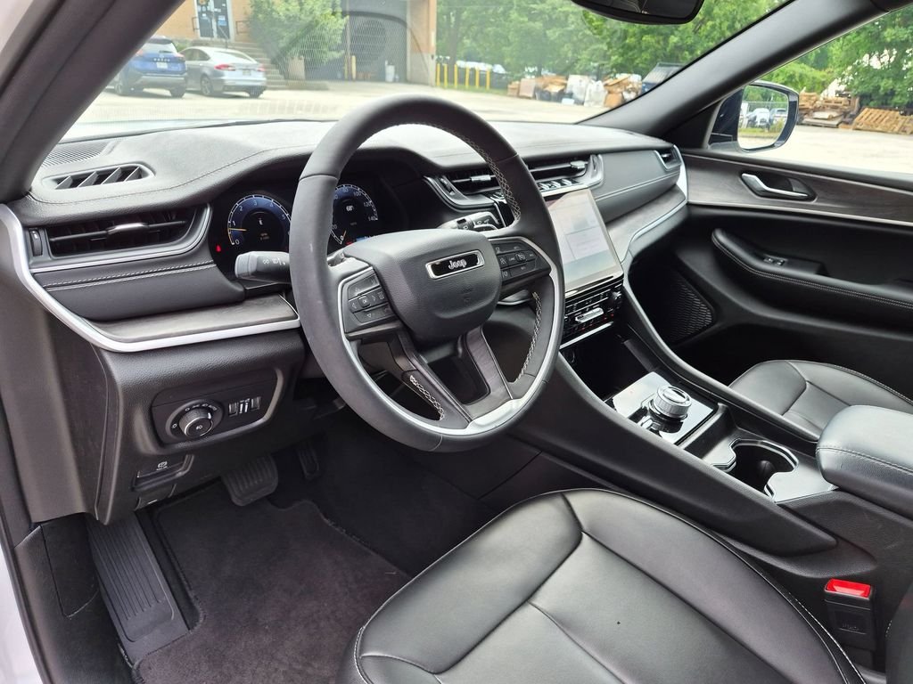 Certified Used 2024 White Jeep Limited image 13