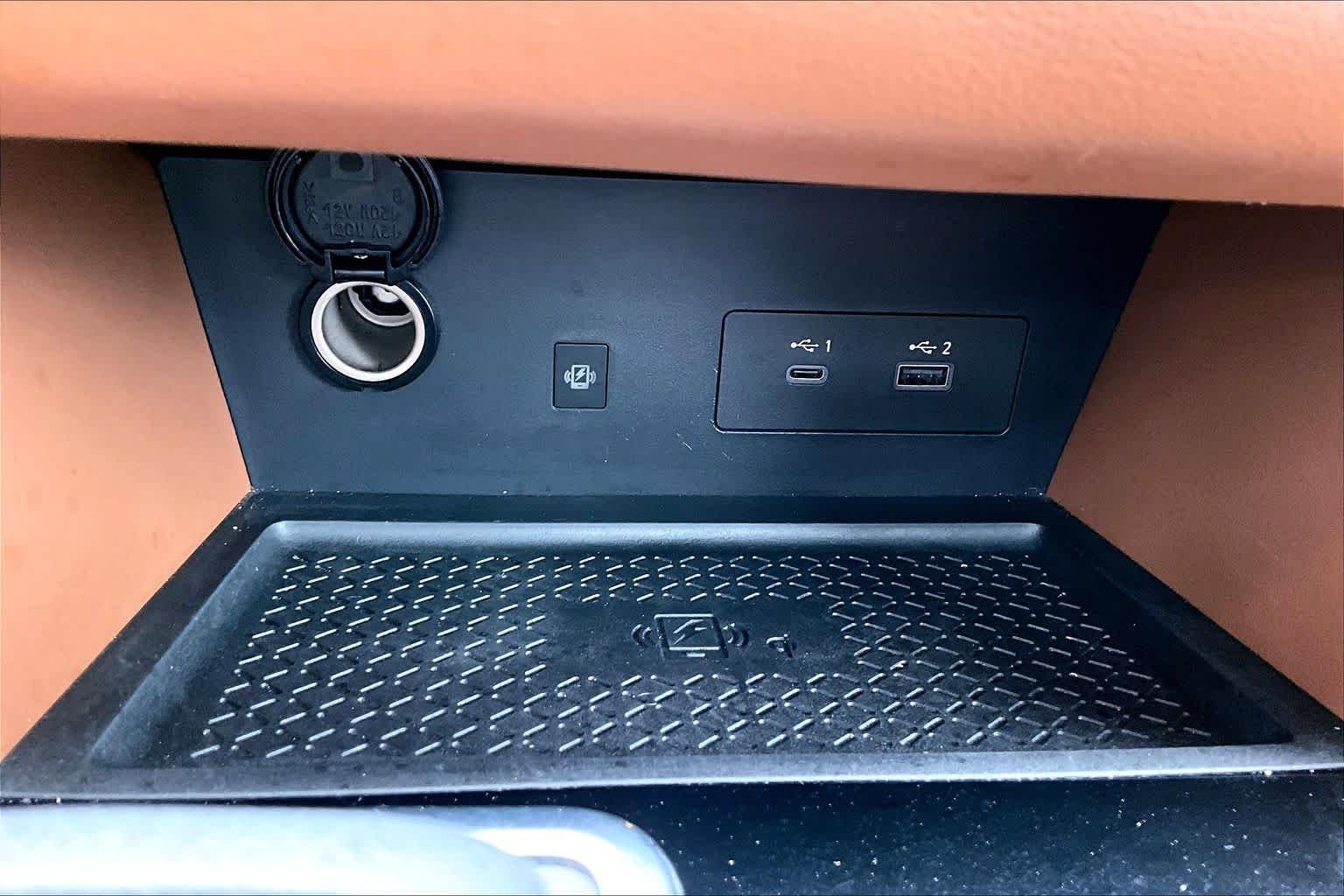 Used 2025 Boulder Gray Pearl Nissan Platinum image 32