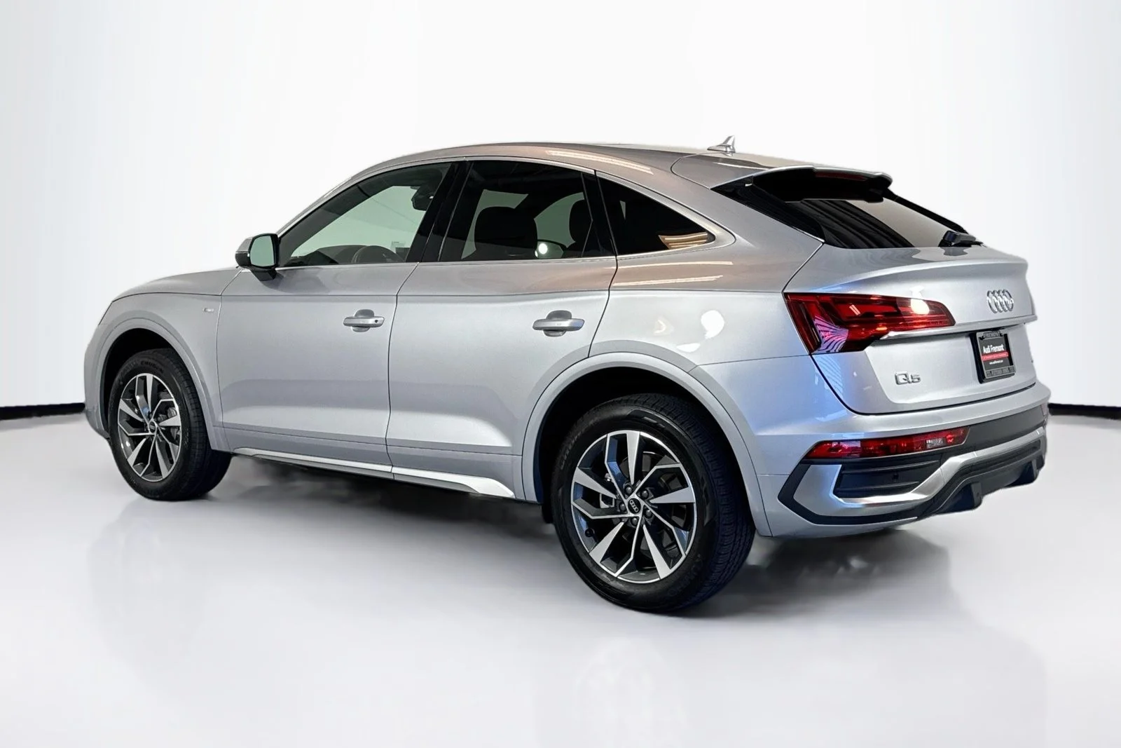 Used 2022 Black Audi S line Premium Plus image 7