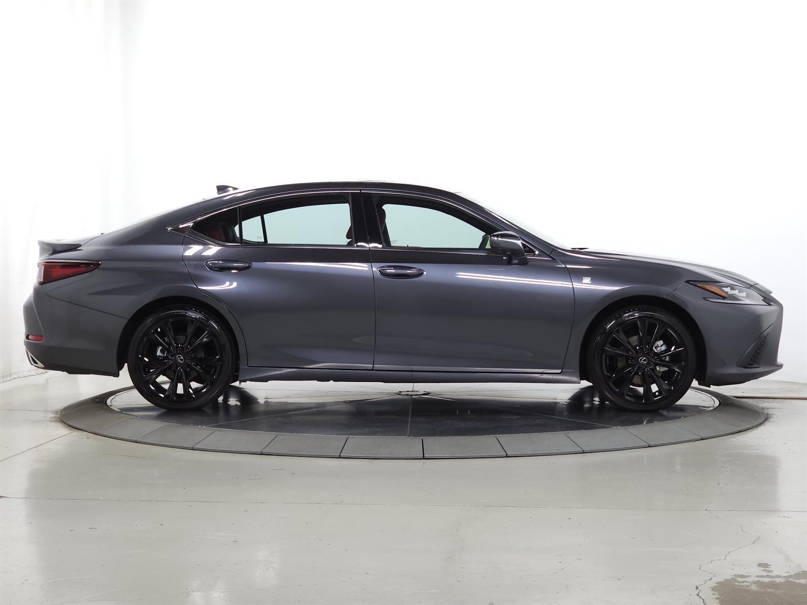 Certified Used 2024 Gray Lexus F SPORT Handling image 12