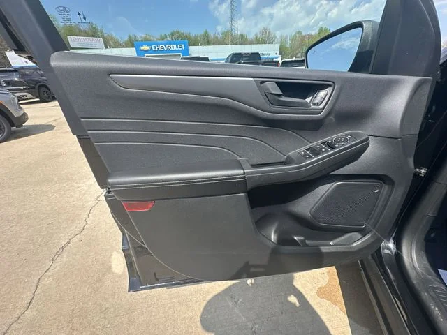 Used 2023 Black Ford Active image 23