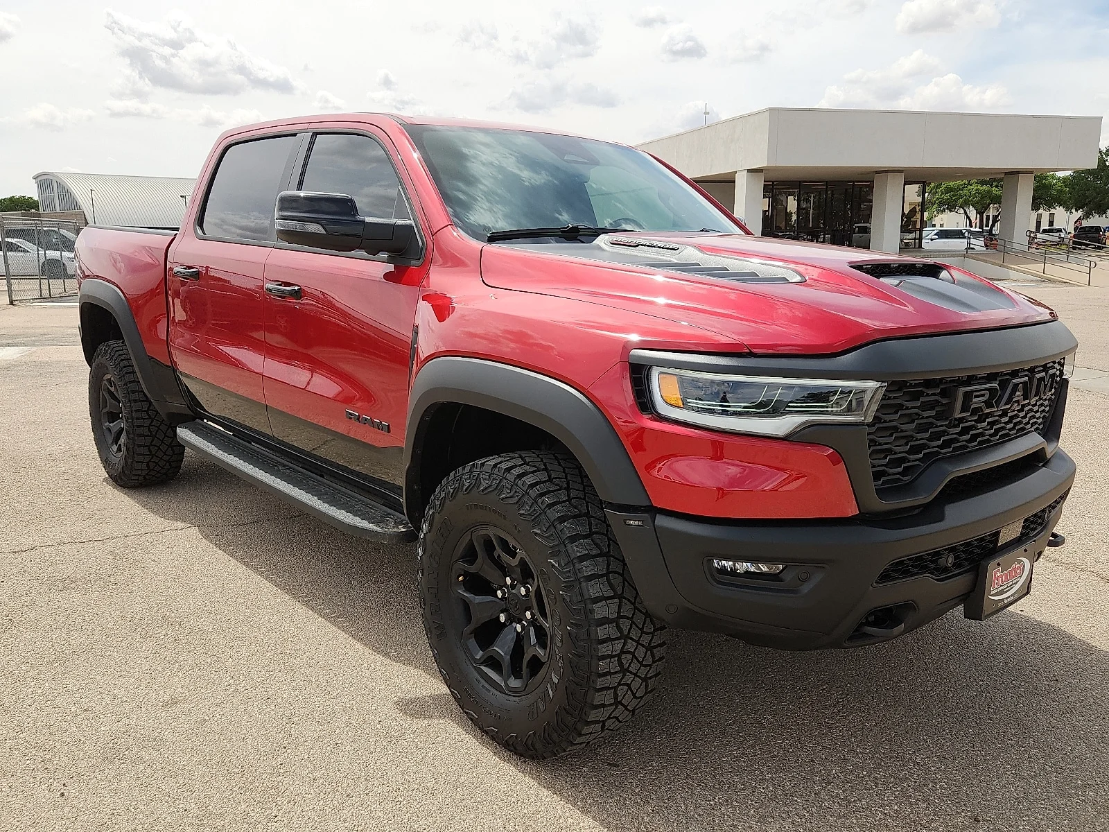 New 2026 Molten Red Pearl-Coat  Paint Ram RHO CREW CAB 4X4 5