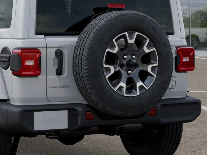 New 2025 Bright White Clear-Coat Exterior Paint Jeep Sahara image 53