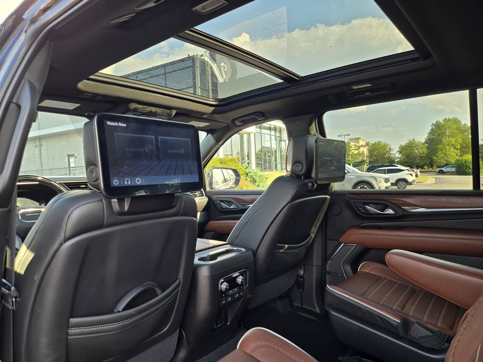 Used 2023 ONYX BLACK GMC Denali Ultimate image 20