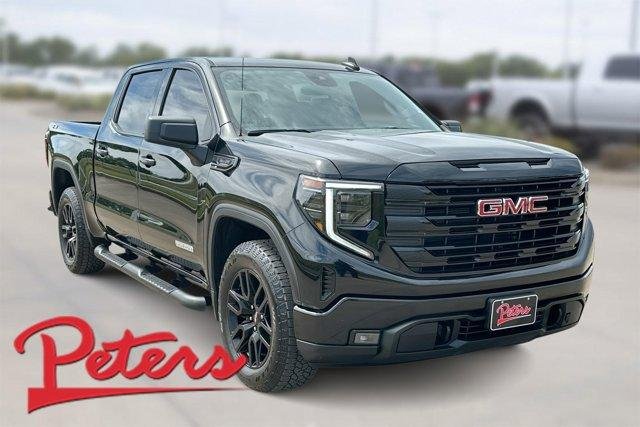Used 2024 Onyx Black GMC Elevation image 1