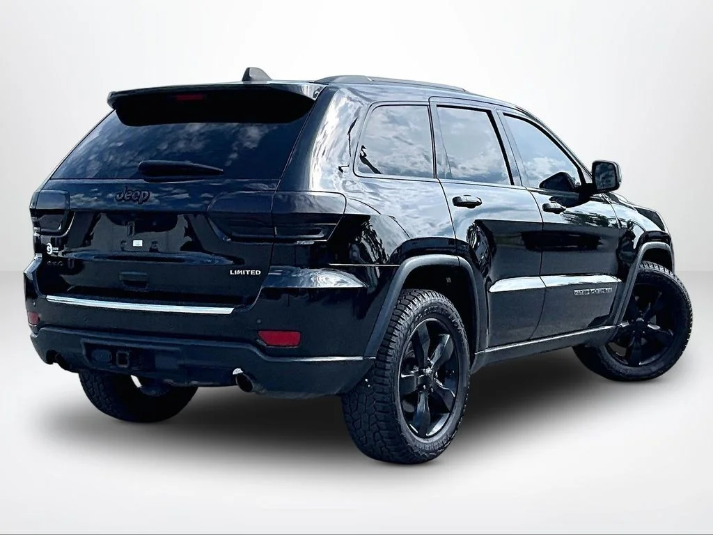 Used 2019 Black Jeep Limited image 3