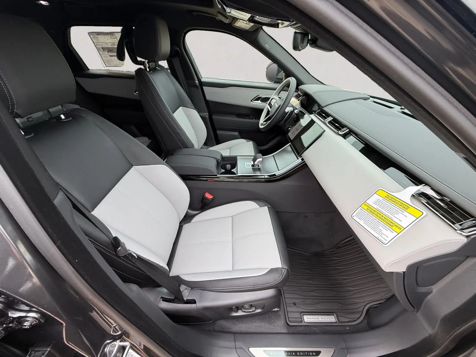 New 2026 Carpathian Grey Land Rover Belgravia Edition image 15