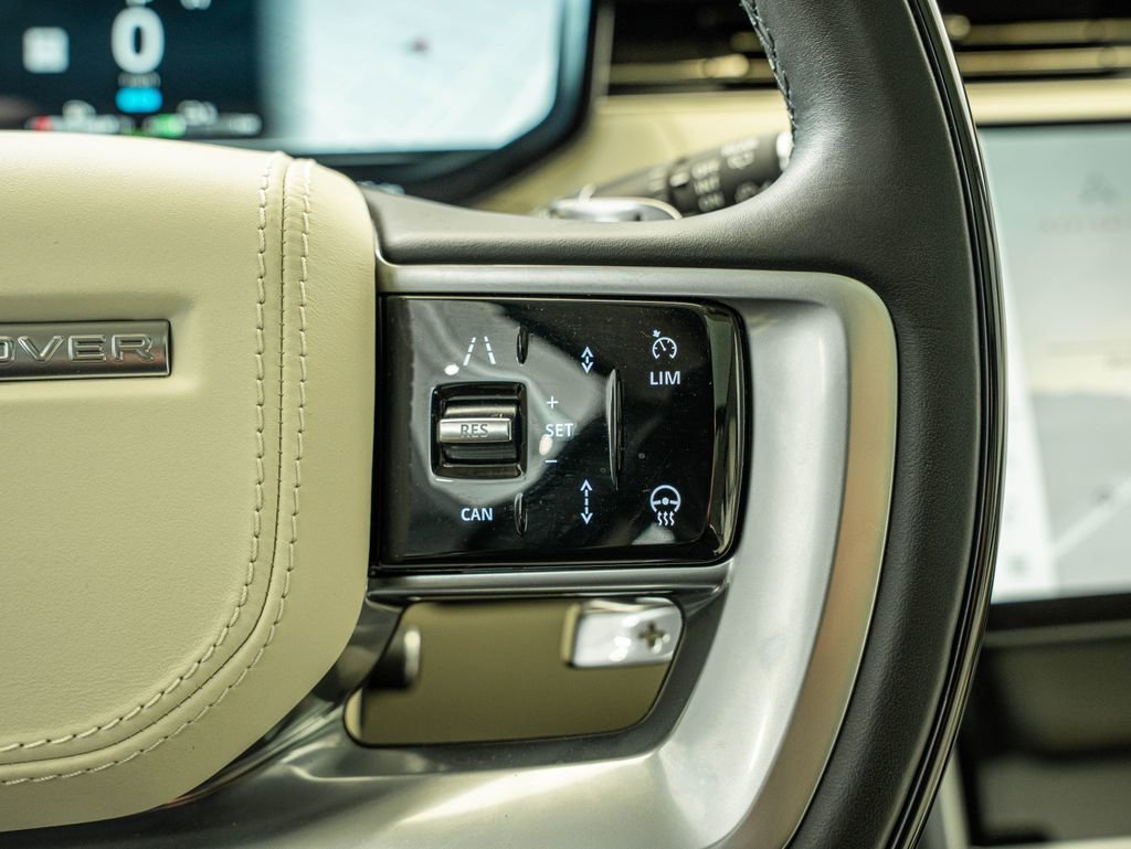 Used 2025 Fuji White Land Rover Autobiography image 20