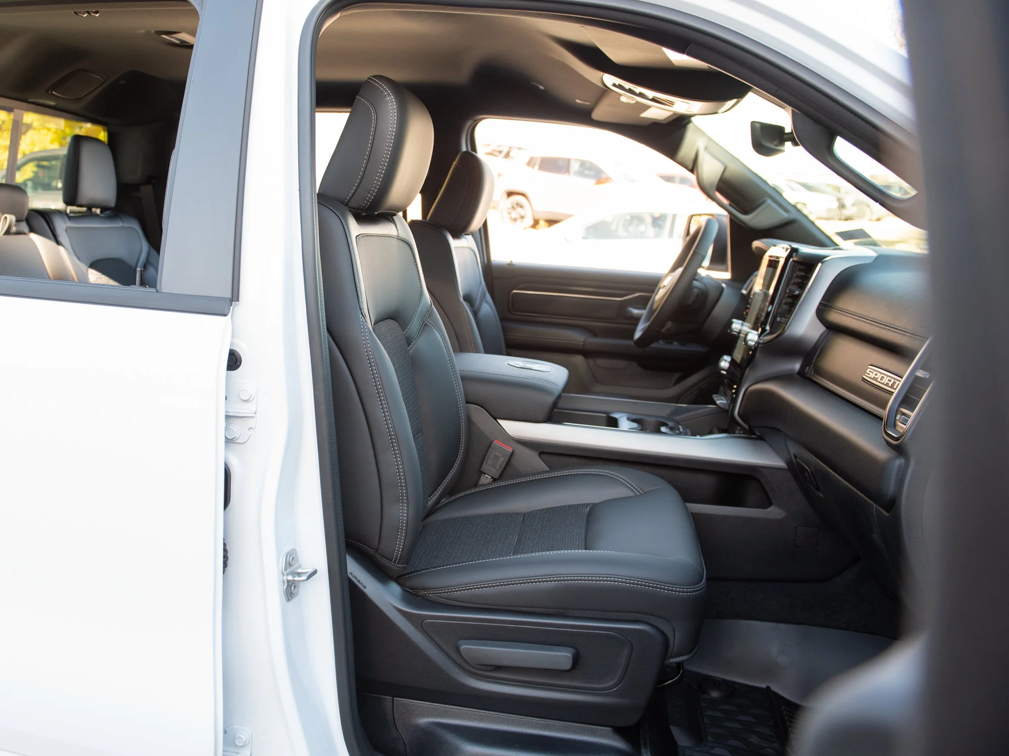 New 2026 White RAM Sport* Crew Cab 4x4, HEMI V8 image 21