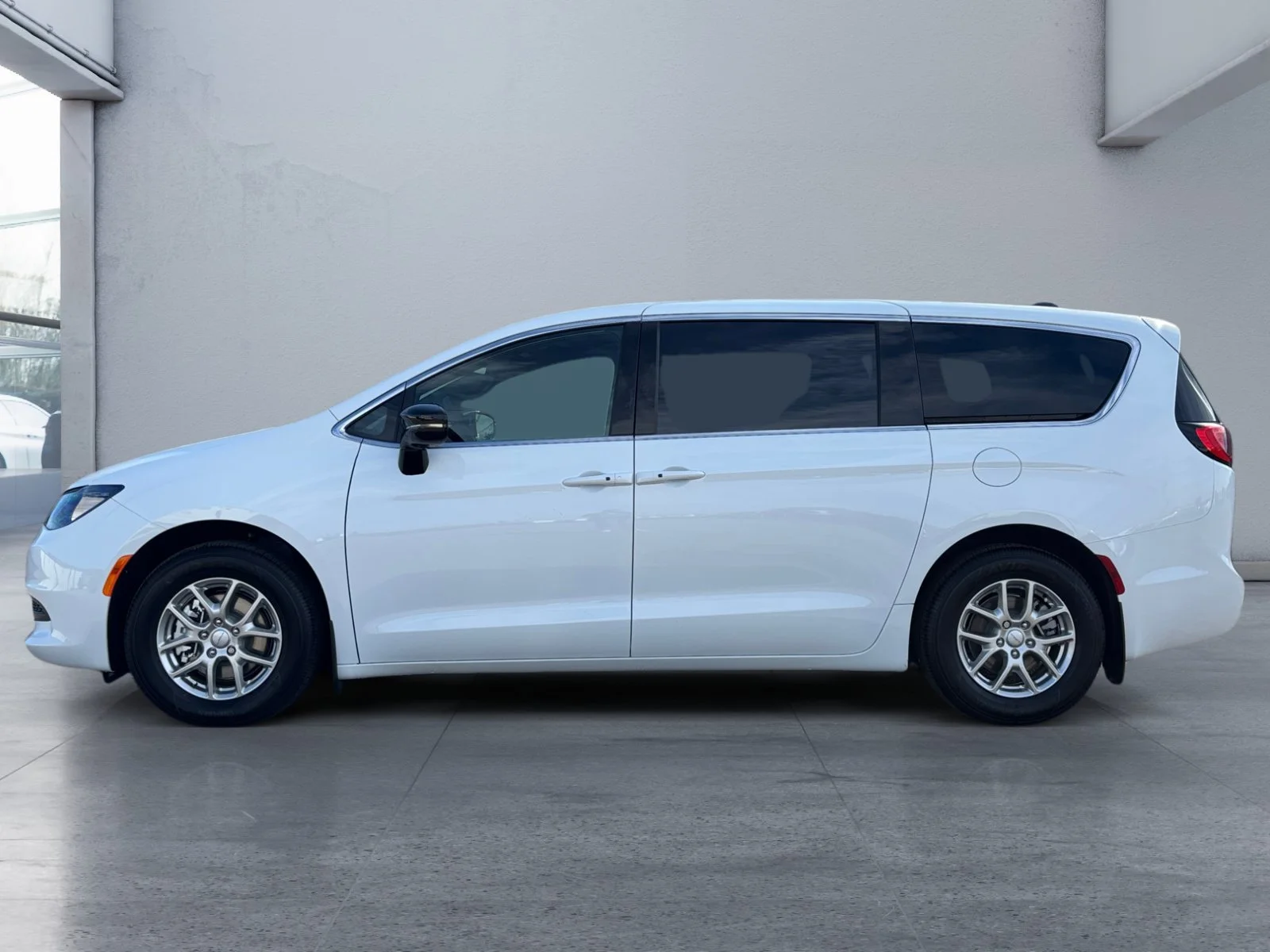New 2027 Bright White Chrysler SXT image 2