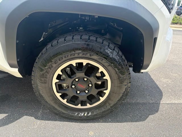 Used 2025 White Toyota TRD Off-Road image 12