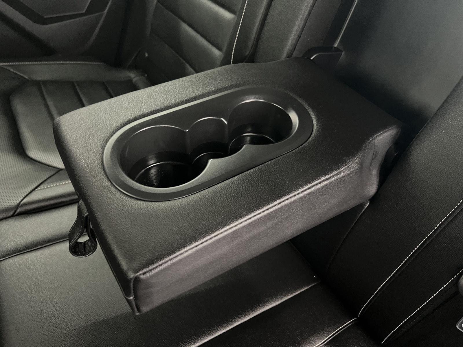 2023 Volkswagen Atlas Cross Sport SEL Premium R-Line - Photo 27