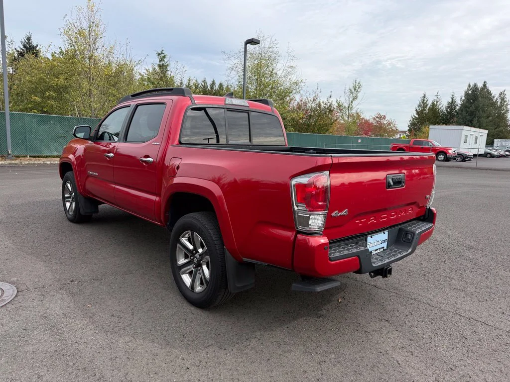 Used 2016 Barcelona Red Metallic Toyota Limited image 5