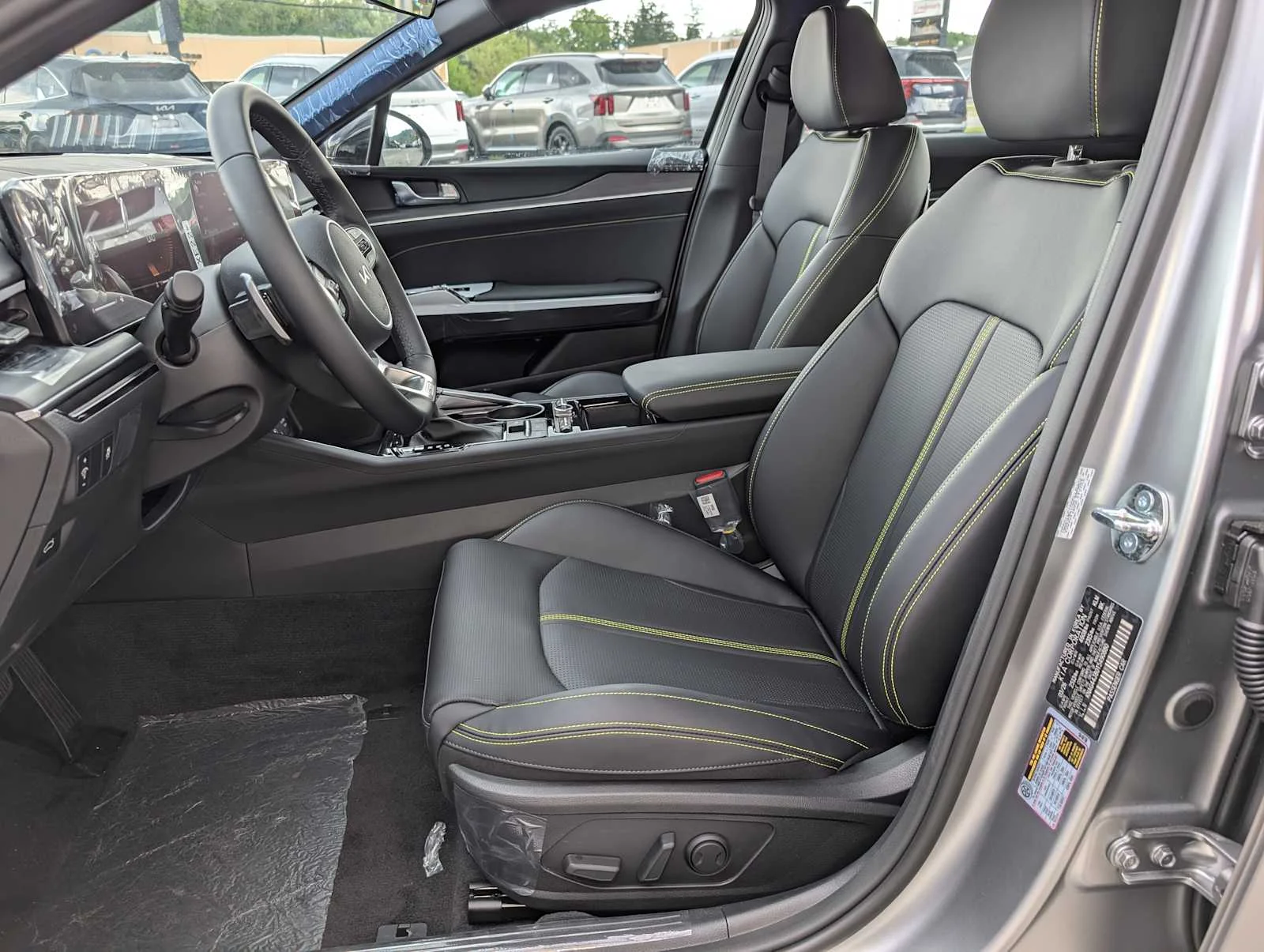 New 2026 Steel Matte Gray Kia GT image 4