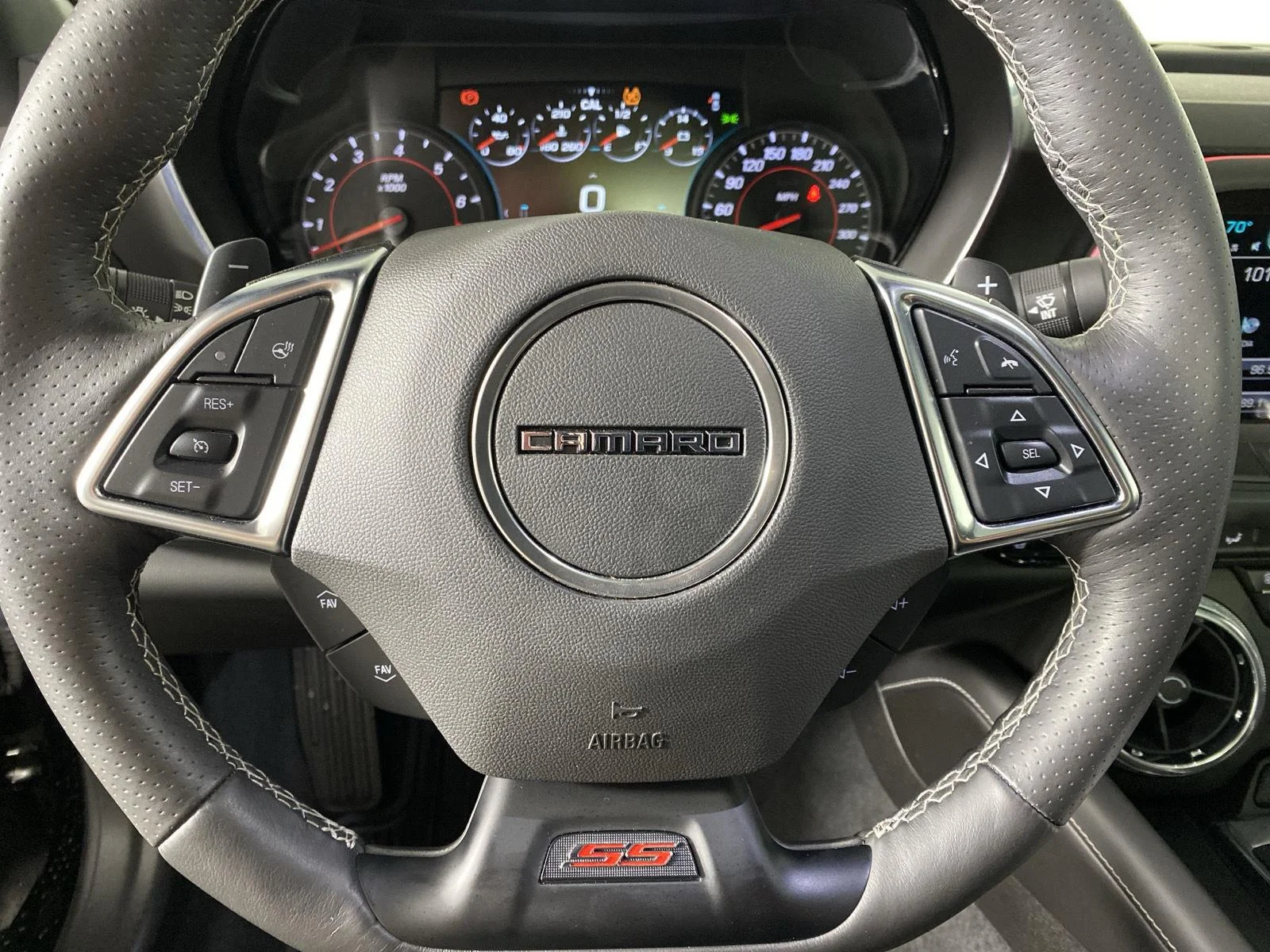 Used 2018 Black Chevrolet 2SS image 13