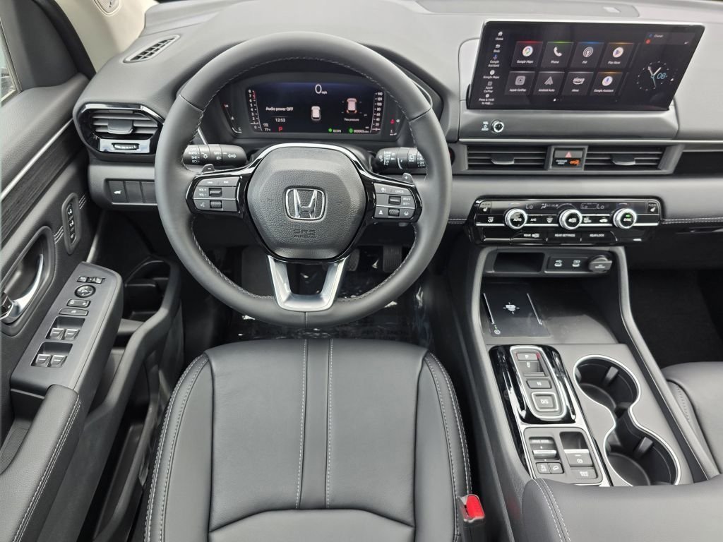 New 2026 Sonic Gray Pearl Honda Touring image 32
