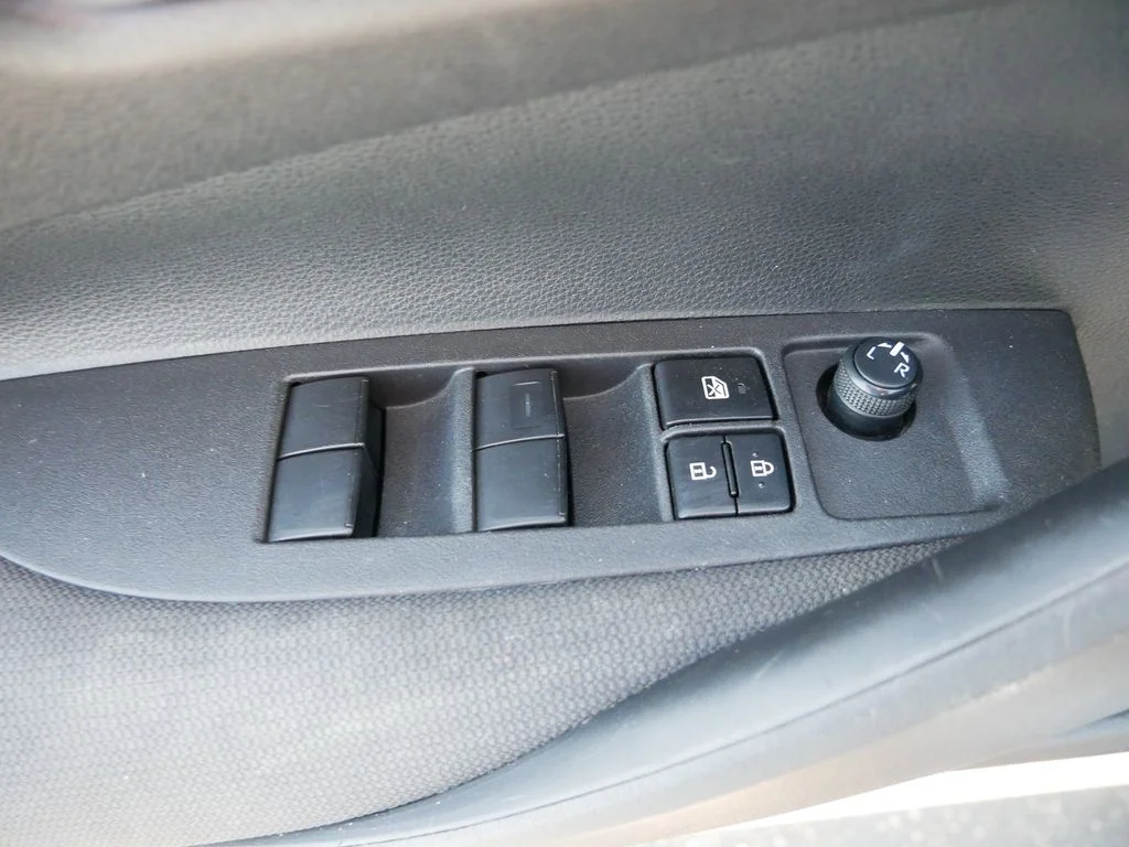Used 2024  Toyota LE image 16