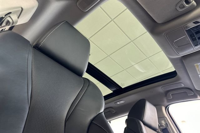 New 2026 Platinum White Pearl Acura Technology Package image 15