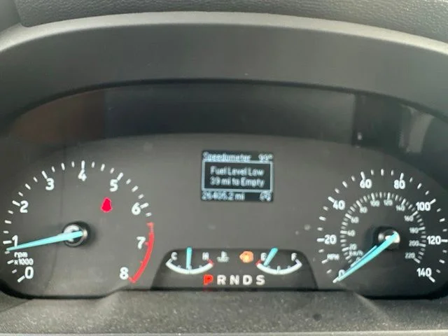 Used 2022  Ford S image 18