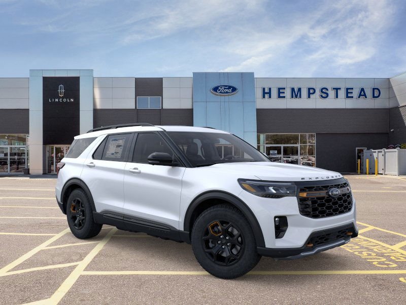 New 2026 Star White Metallic Tri-Coat Ford Tremor® image 7